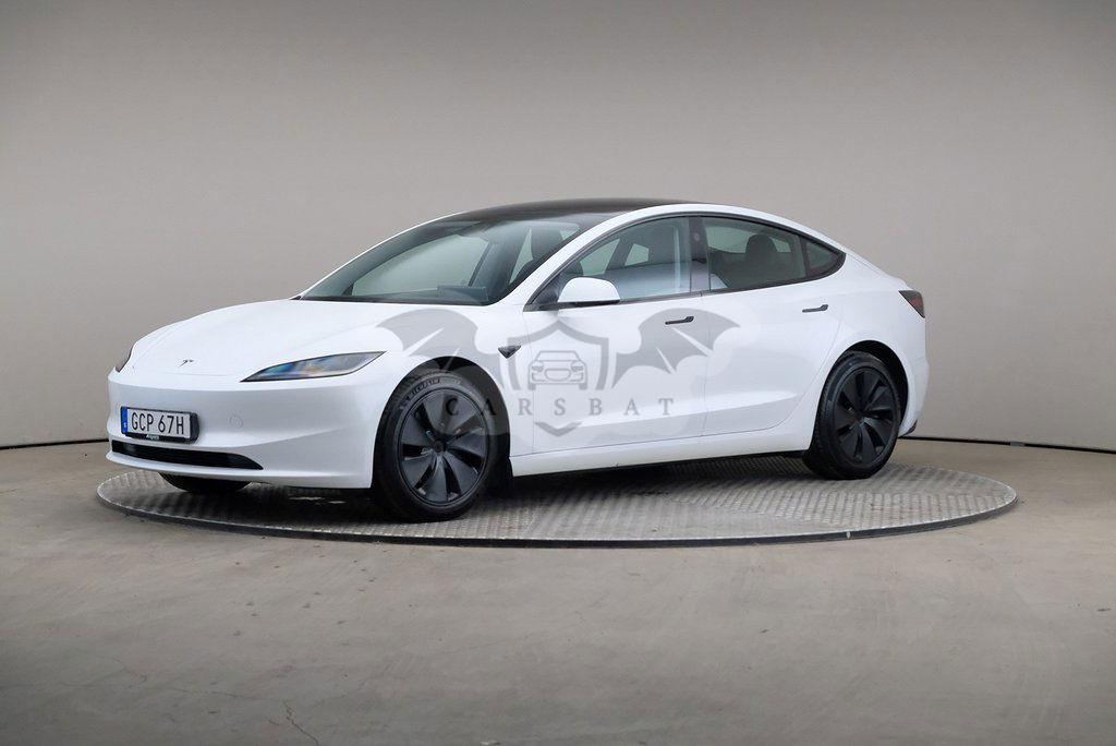 Tesla Model 3 2024
