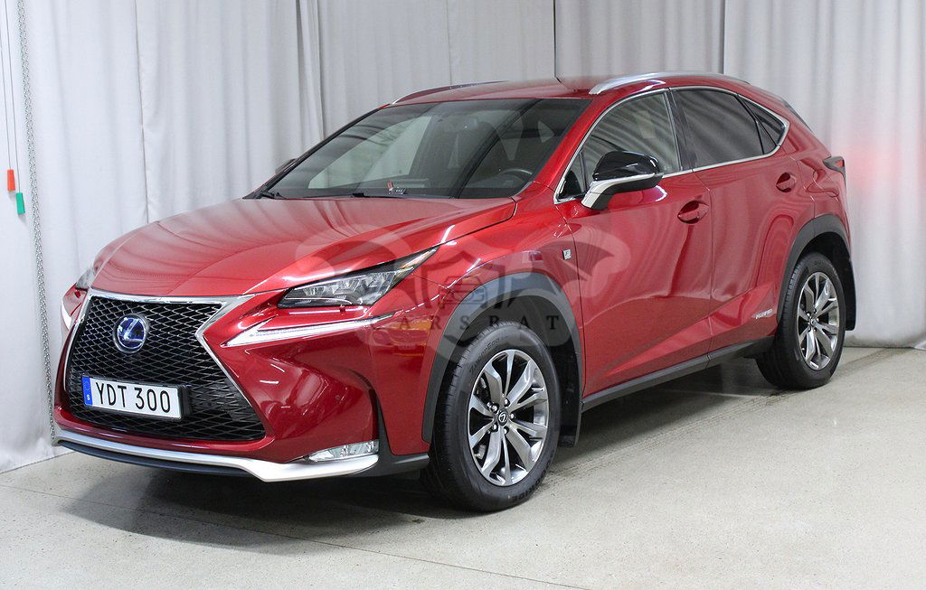 Lexus NX 2016