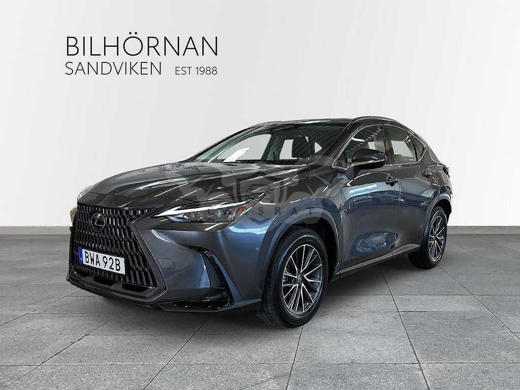 Lexus NX 2023