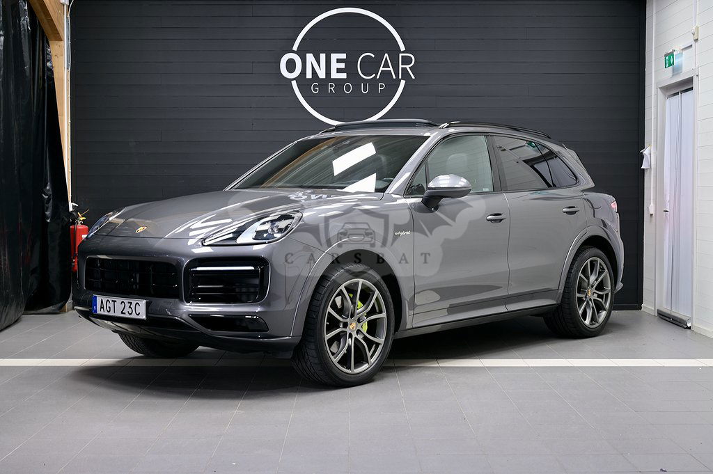 Porsche Cayenne 2021