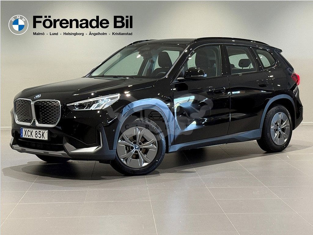 BMW iX1 2025
