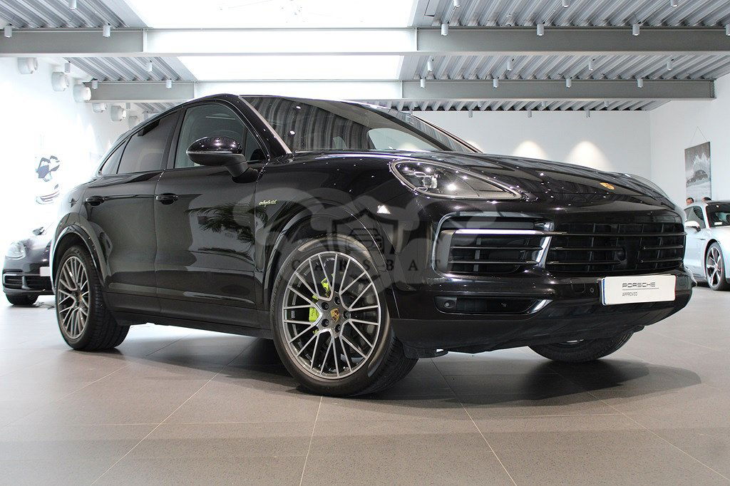Porsche Cayenne 2021