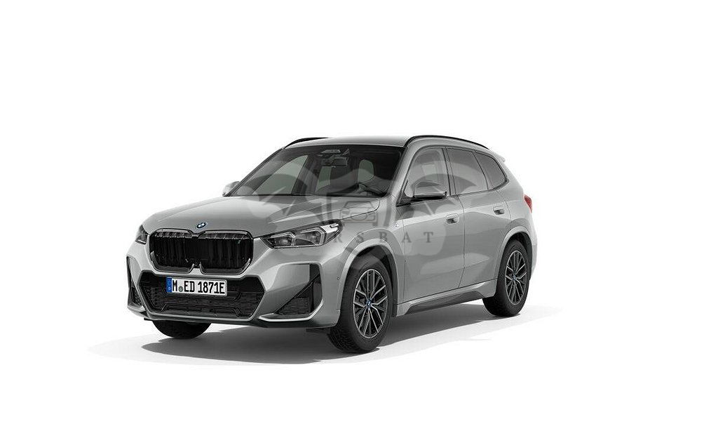 BMW iX1 2023