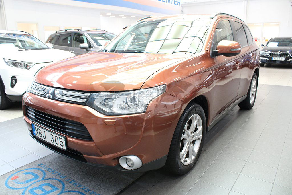 Mitsubishi Outlander 2012
