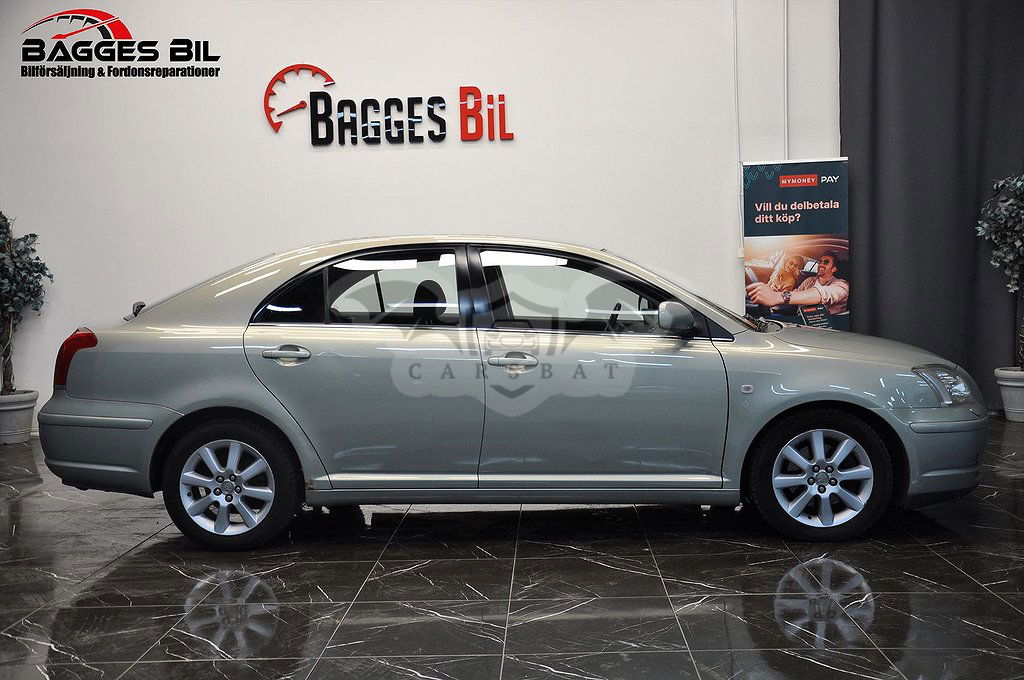 Toyota Avensis 2004