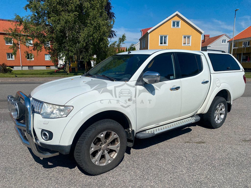 Mitsubishi L200 2011