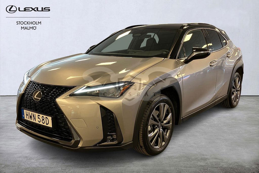 Lexus UX 2024