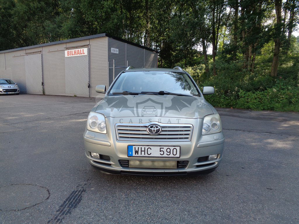 Toyota Avensis 2004