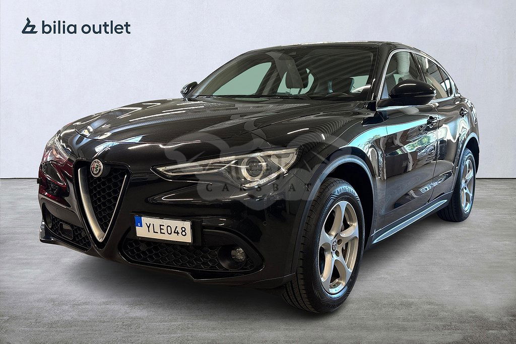 Alfa Romeo Stelvio 2017