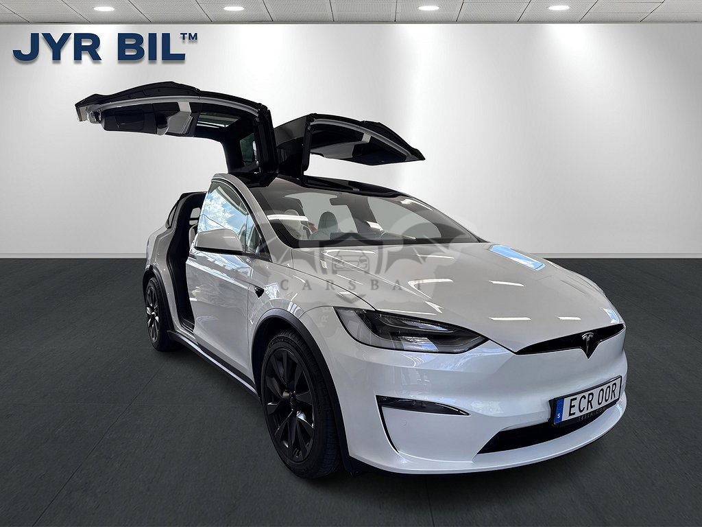 Tesla Model X 2022