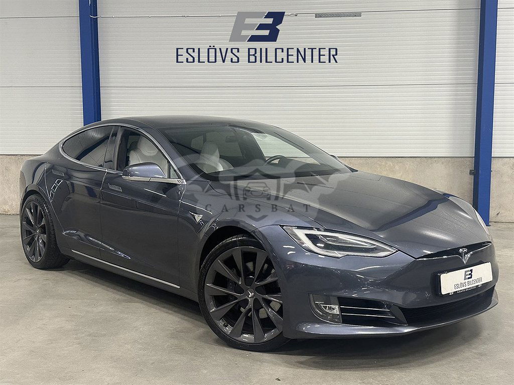 Tesla Model S 2020
