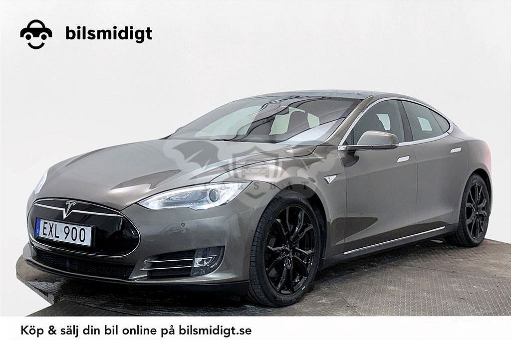 Tesla Model S 2015