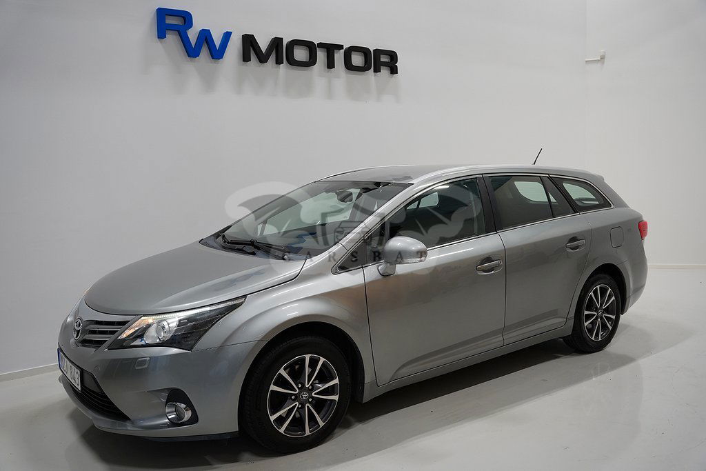 Toyota Avensis 2012
