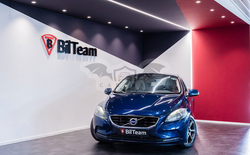 Volvo V40 2014