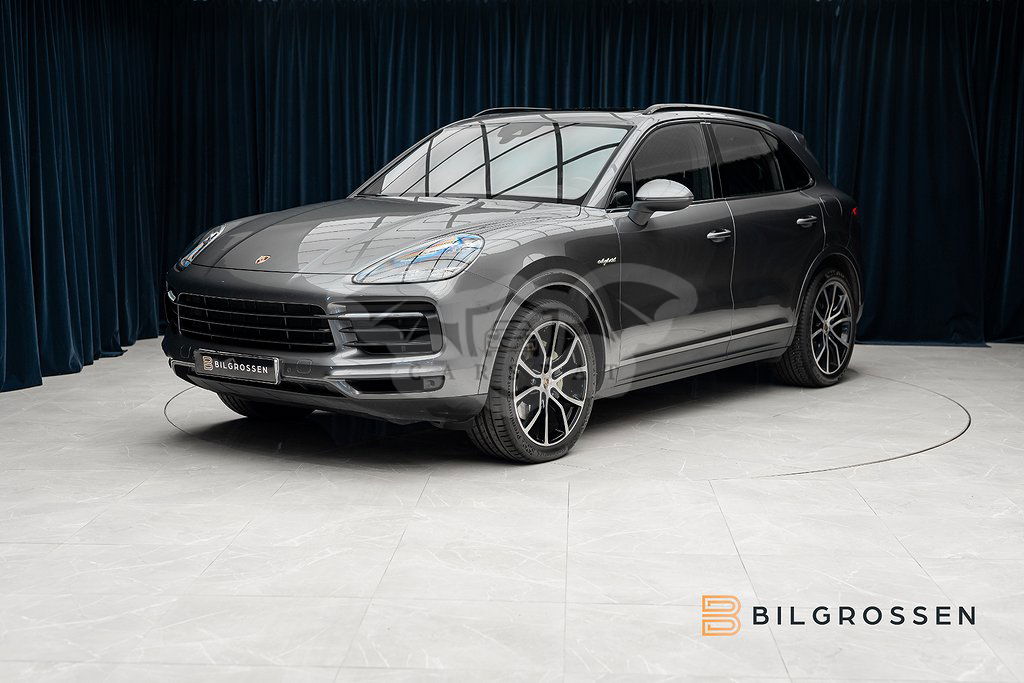 Porsche Cayenne 2021