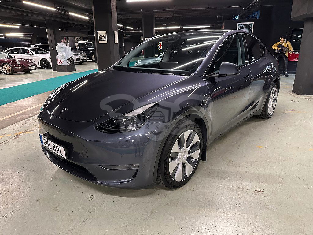 Tesla Model Y 2021