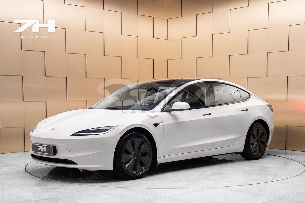 Tesla Model 3 2023