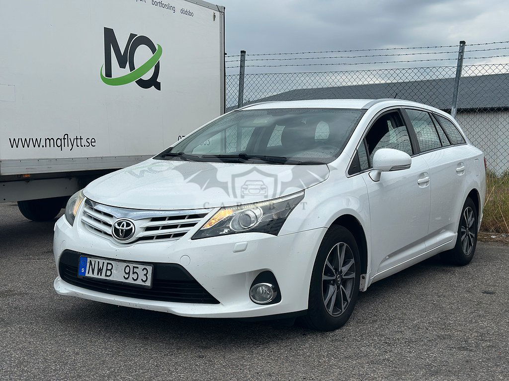 Toyota Avensis 2012
