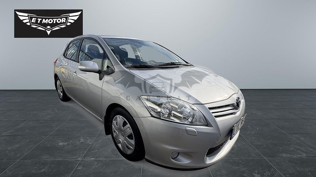 Toyota Auris 2011