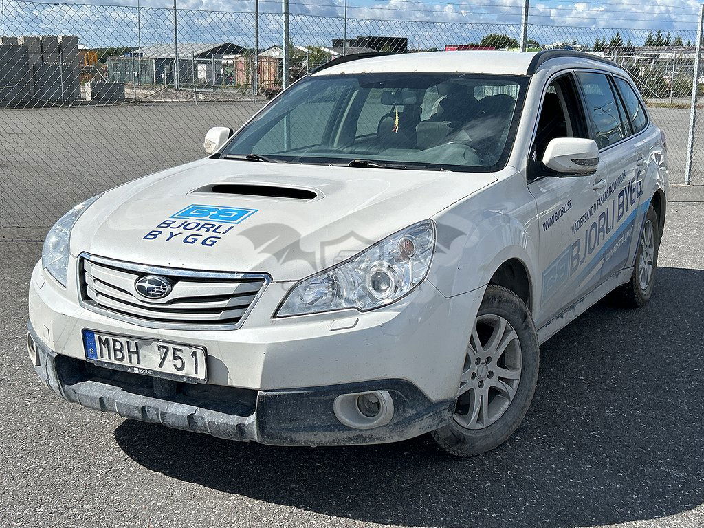 Subaru Outback 2011