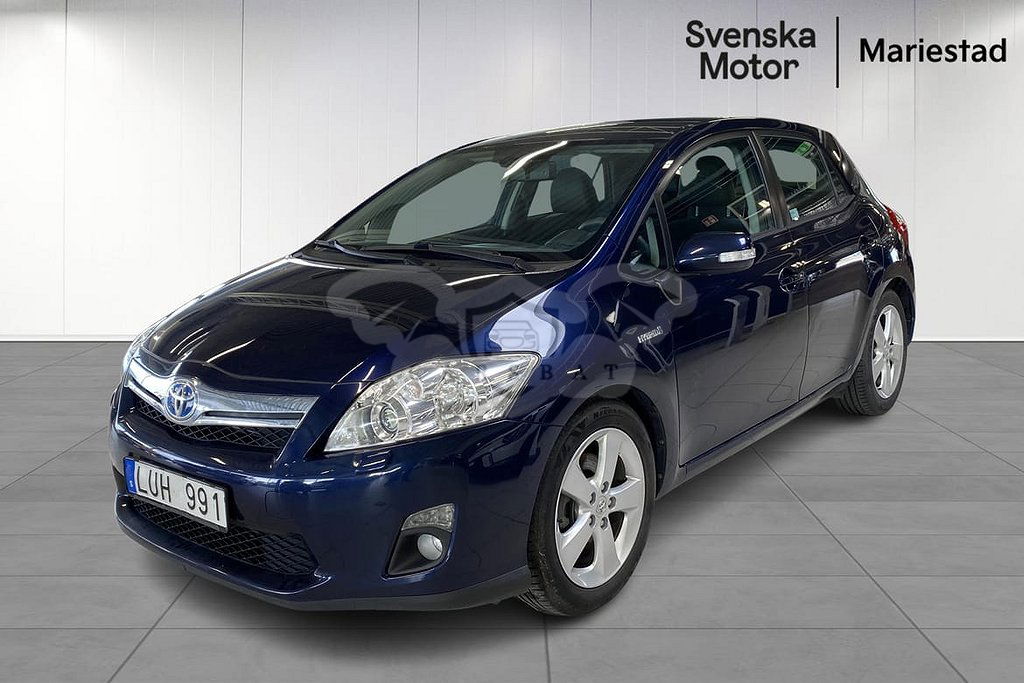 Toyota Auris 2011