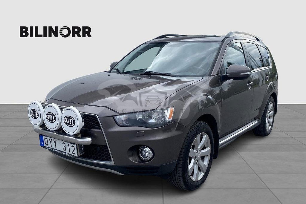 Mitsubishi Outlander 2011