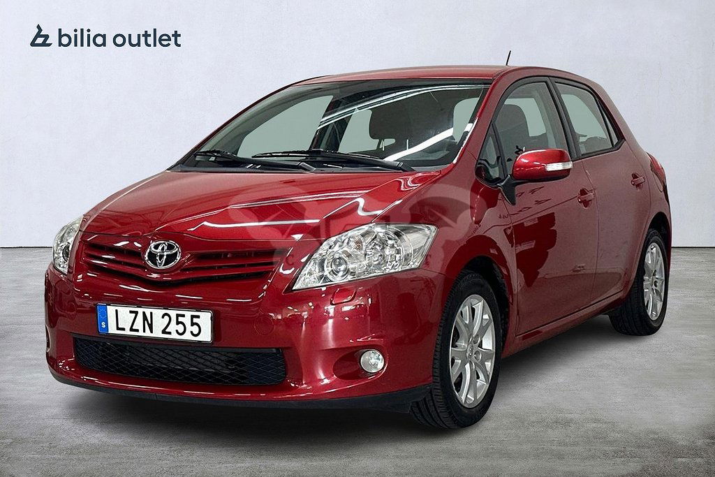 Toyota Auris 2011