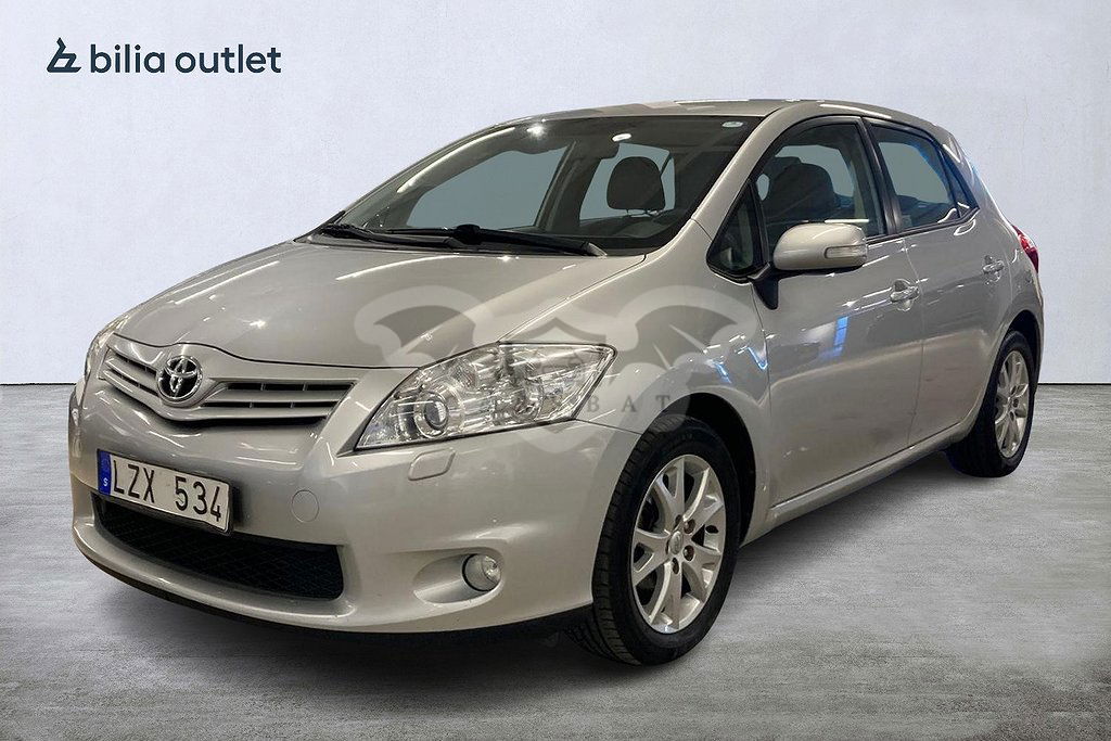 Toyota Auris 2011