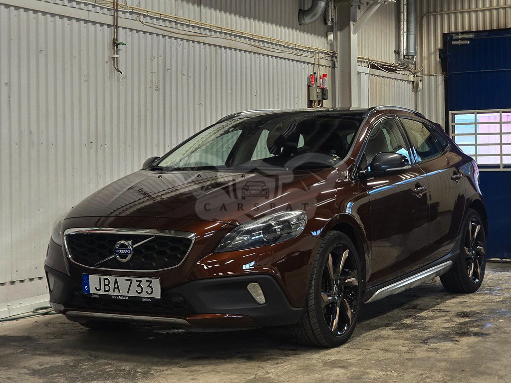 Volvo V40 2015