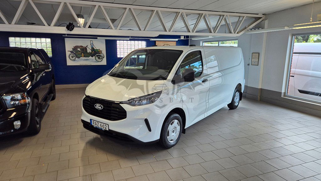 Ford Transit 2024
