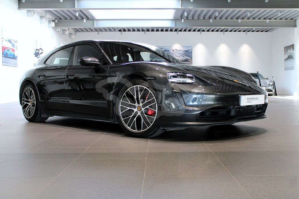 Porsche Taycan 2023