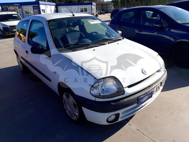 Renault Clio . 1999
