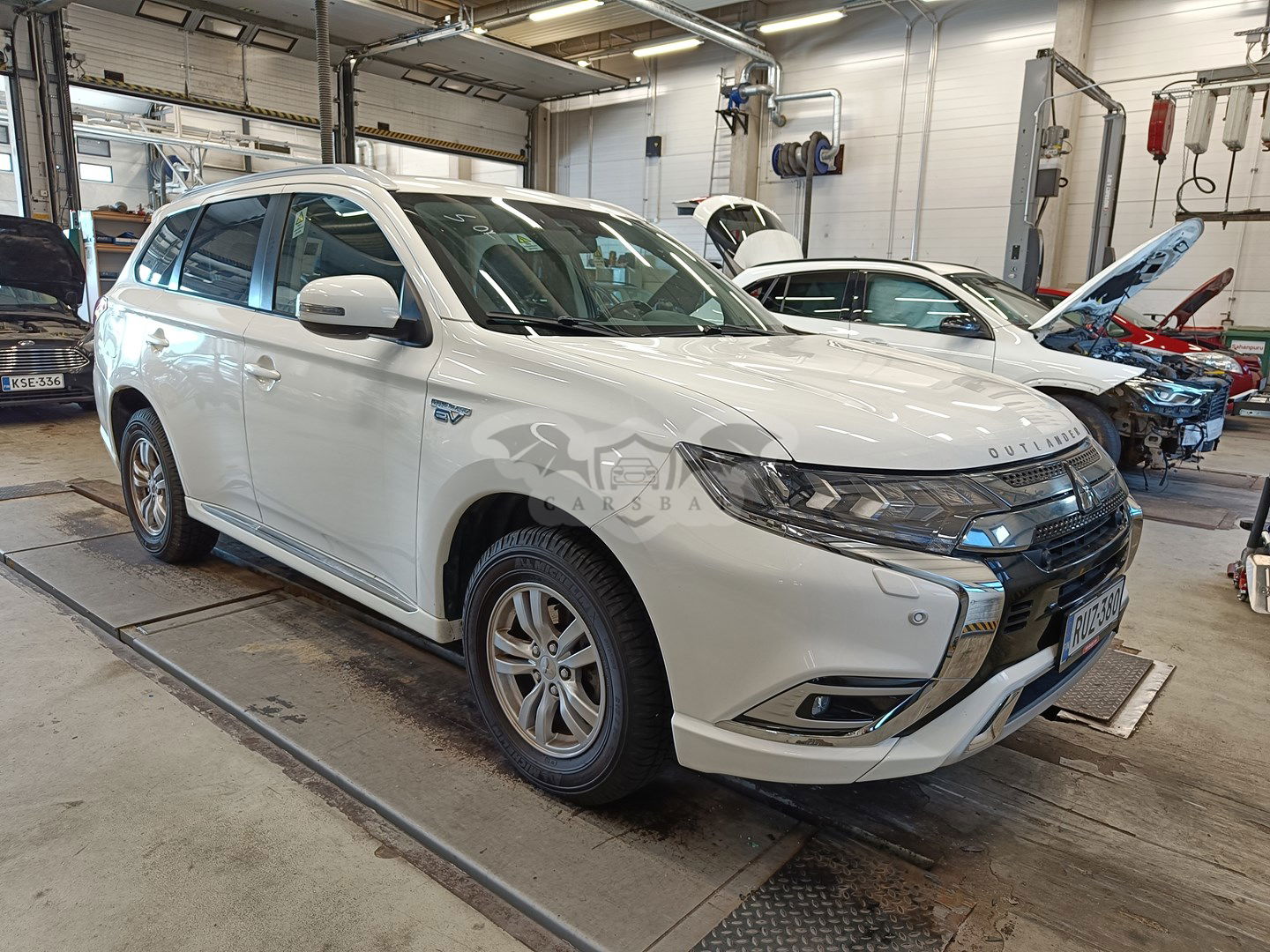 Mitsubishi Outlander PHEV 2019