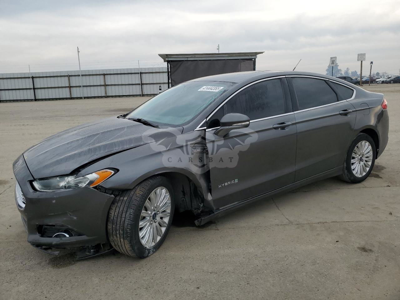 Ford Fusion SE HYBRID 2.0L  4 2015