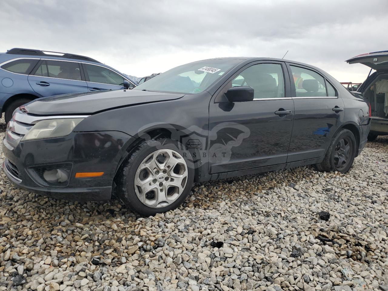 Ford Fusion SE 2.5L  4 2011