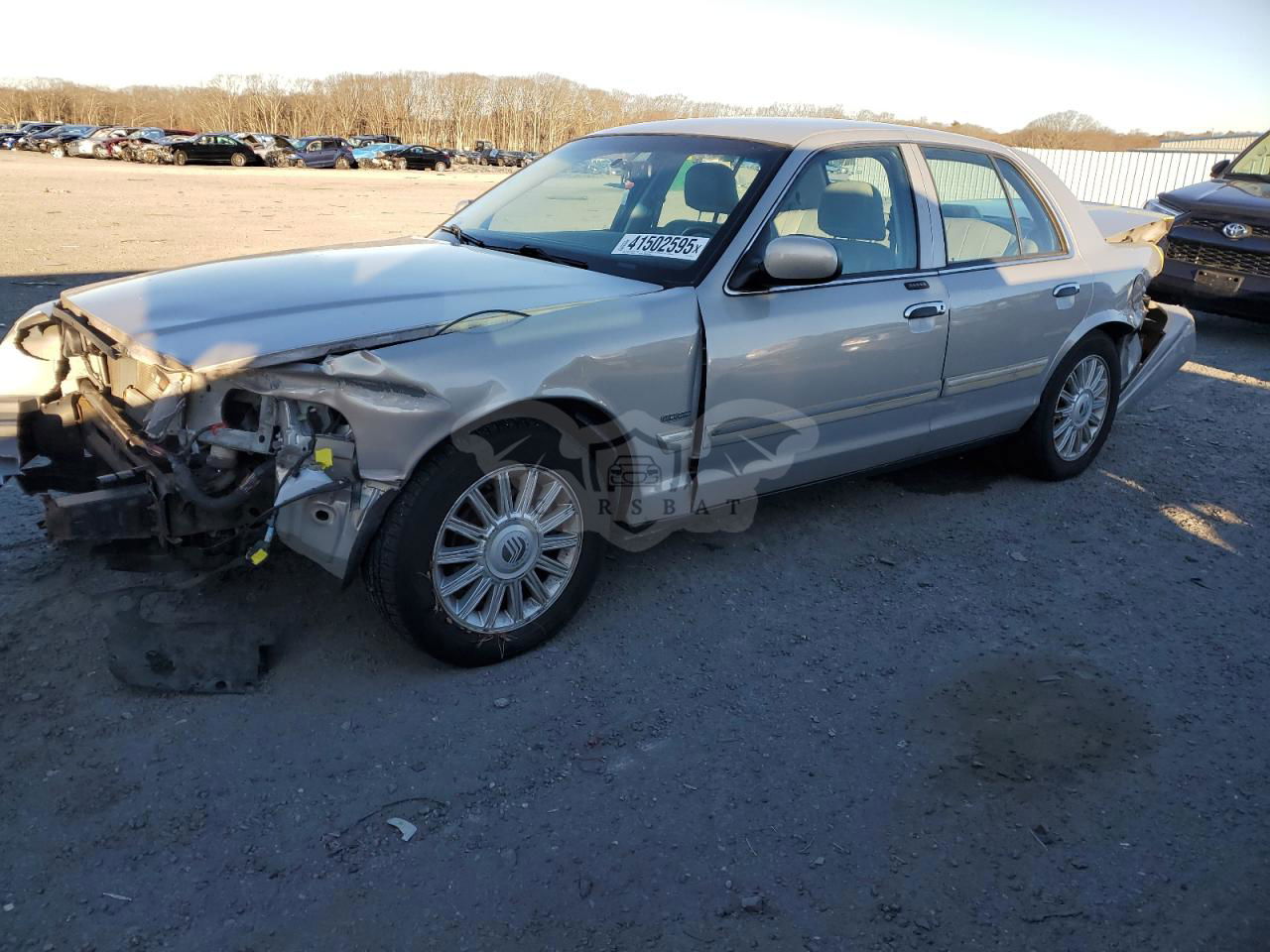 Mercury Grand Marquis LS 4.6L  8 2010