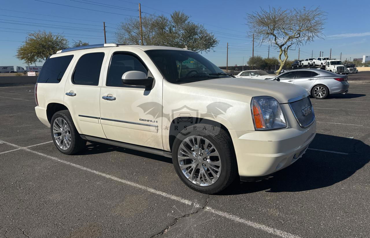 GMC Yukon 6.2L  8 2009