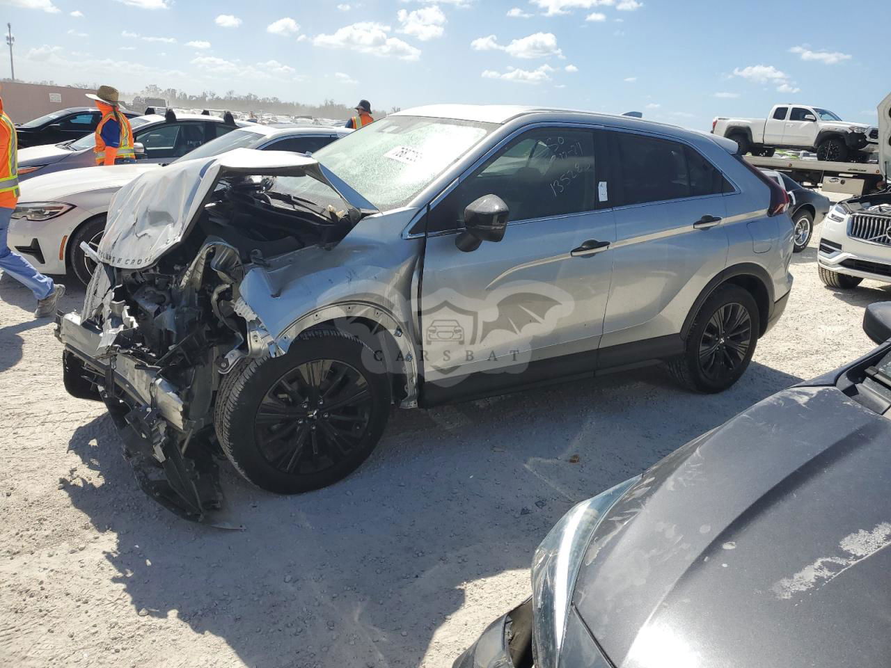 Mitsubishi Eclipse LE 1.5L  4 2022