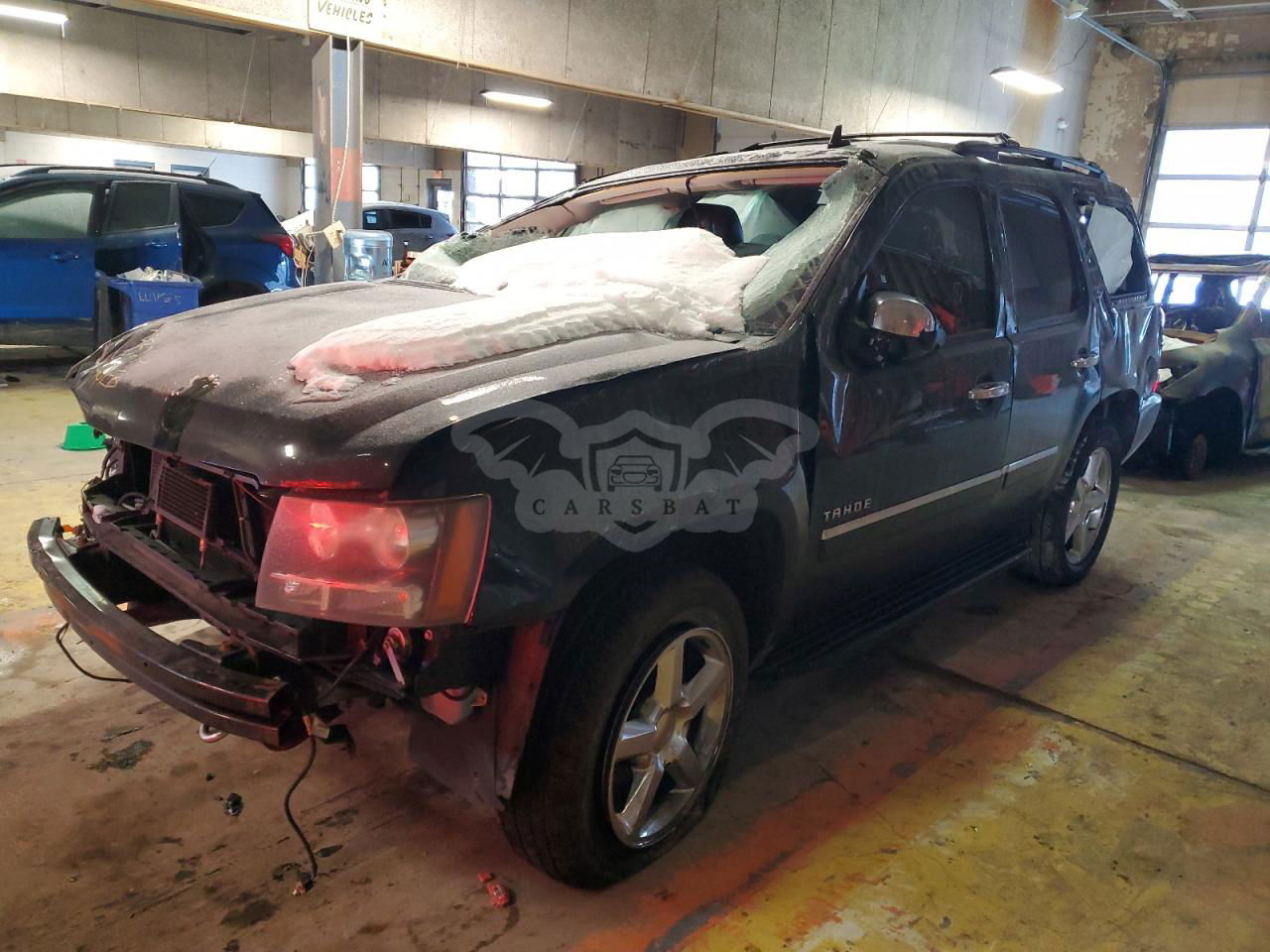 Chevrolet Tahoe K1500 LTZ 5.3L  8 2011