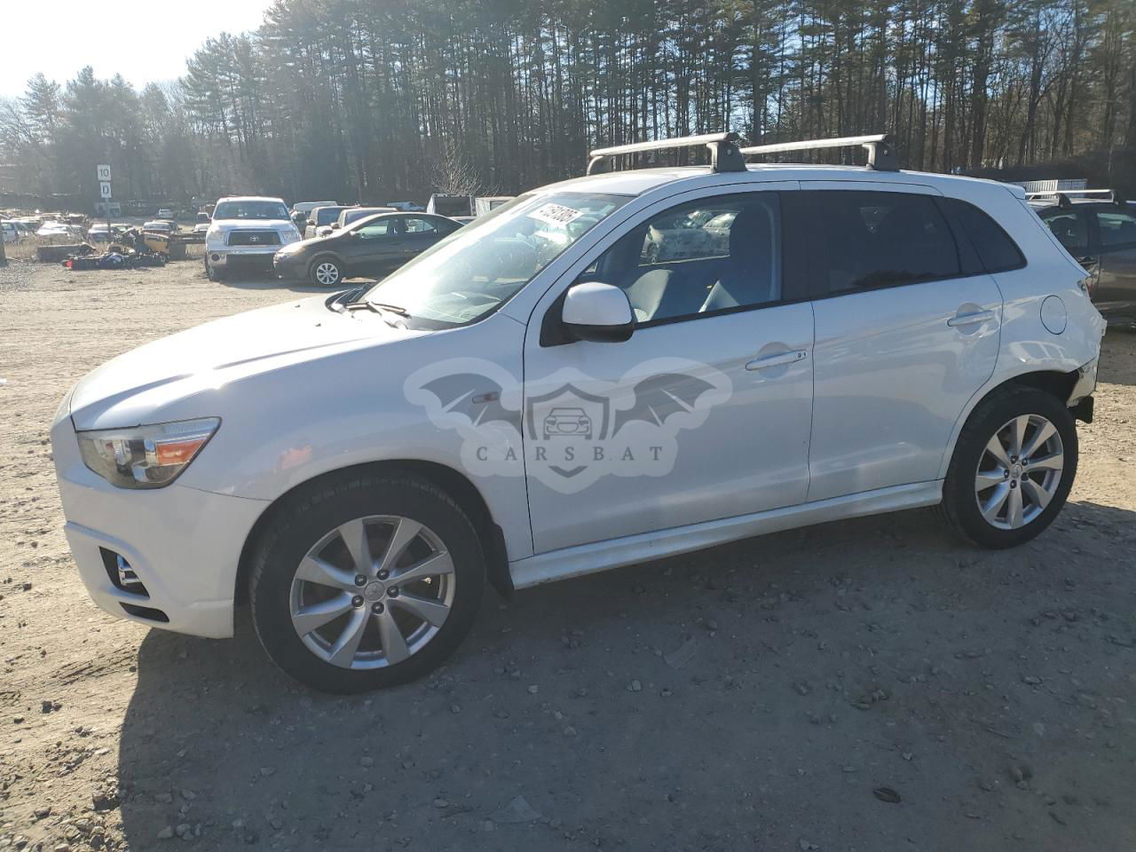 Mitsubishi Outlander SE 2.0L  4 2012