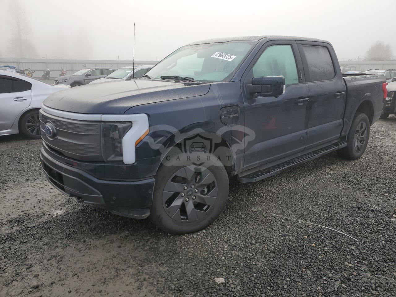 Ford F-150 LIGHTNING PRO 2023