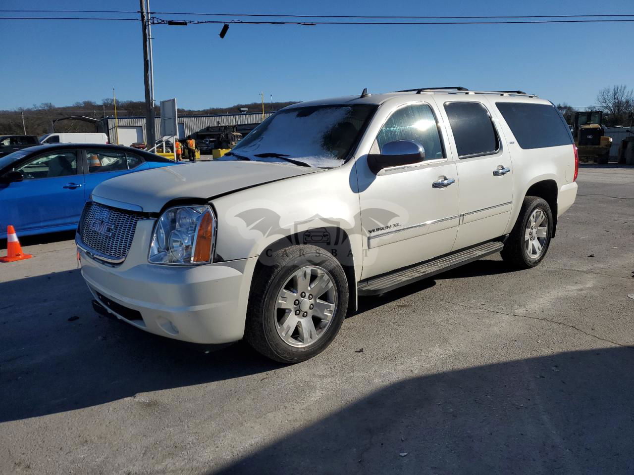 GMC Yukon K1500 SLT 5.3L  8 2014