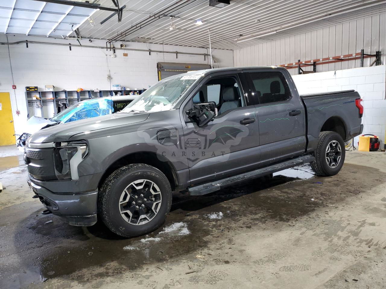 Ford F-150 LIGHTNING PRO 2023