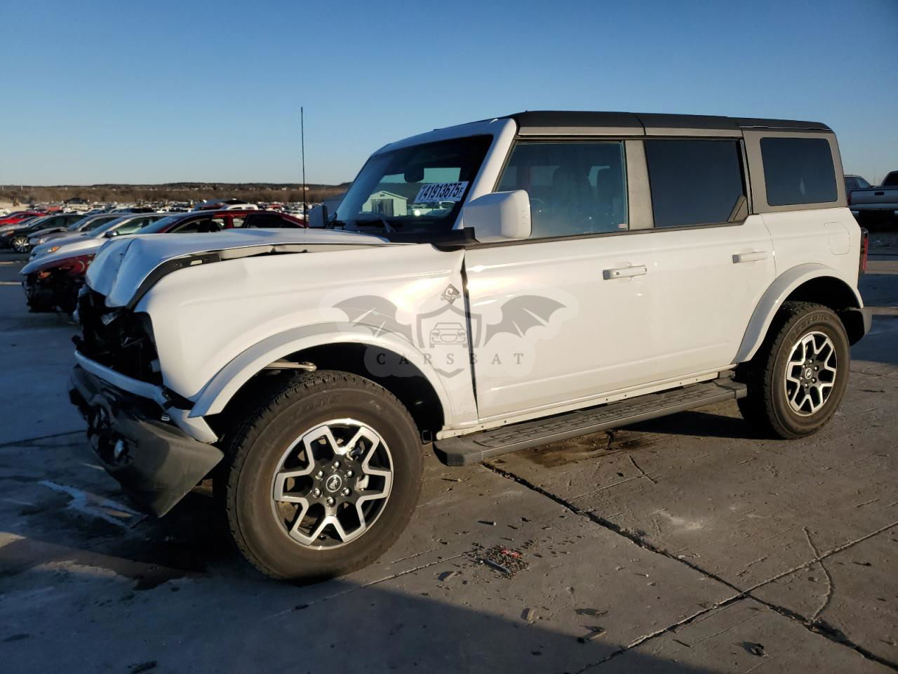 Ford Bronco OUTER BANKS 2.3L  4 2024