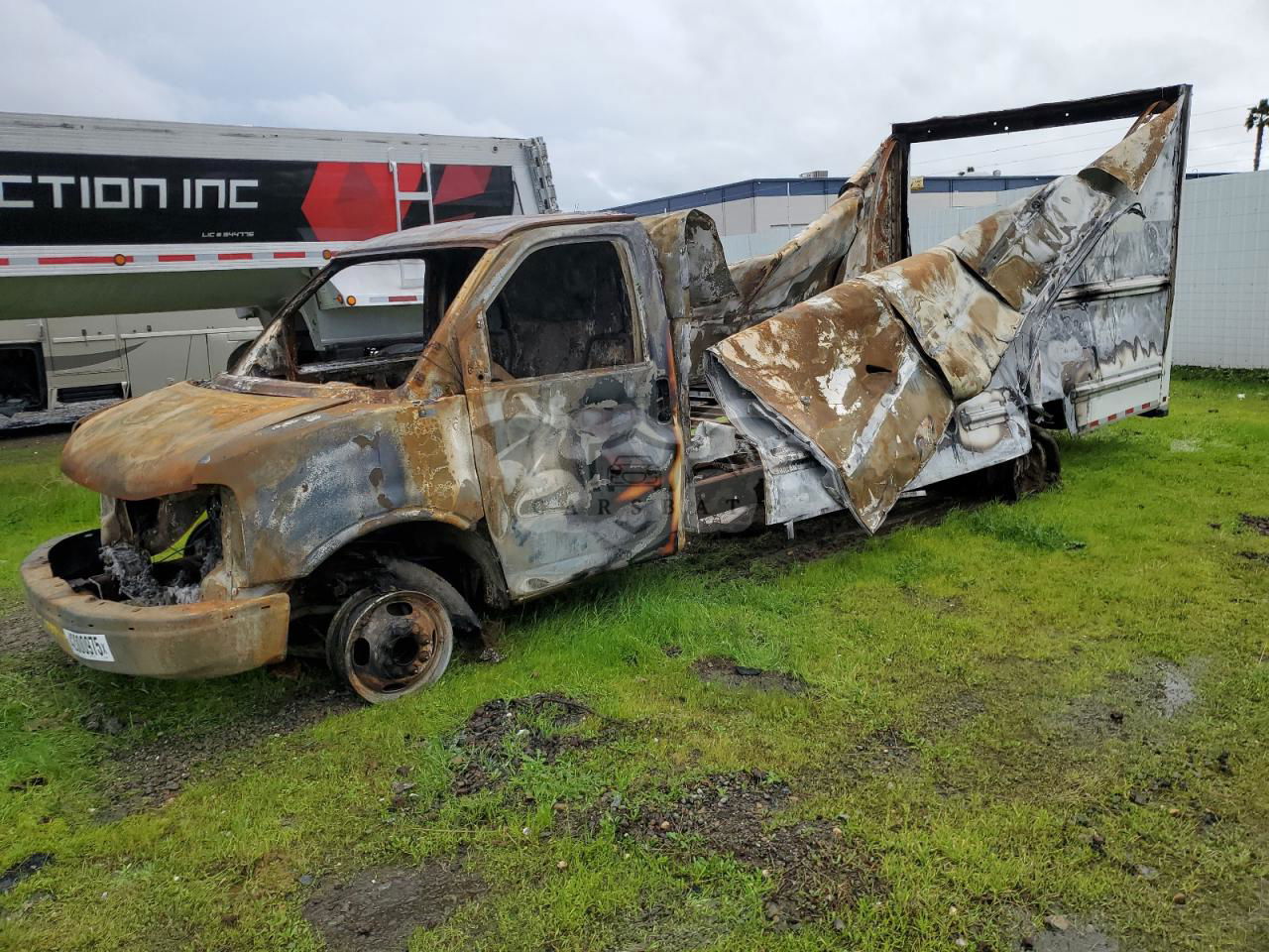 GMC Savana CUTAWAY G3500 6.6L  8 2021