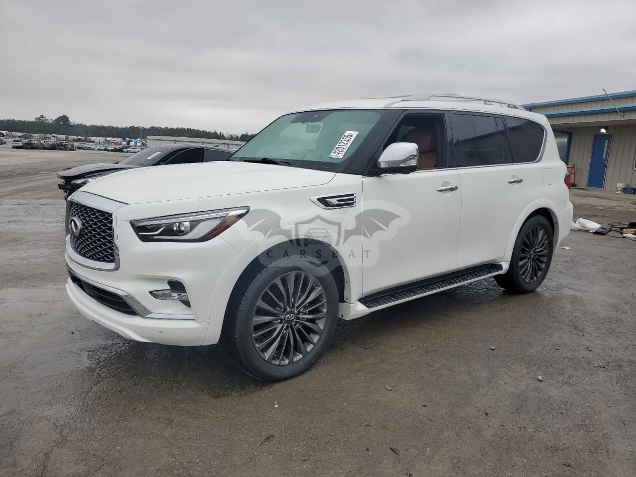 Infiniti QX80 SENSORY 5.6L  8 2022