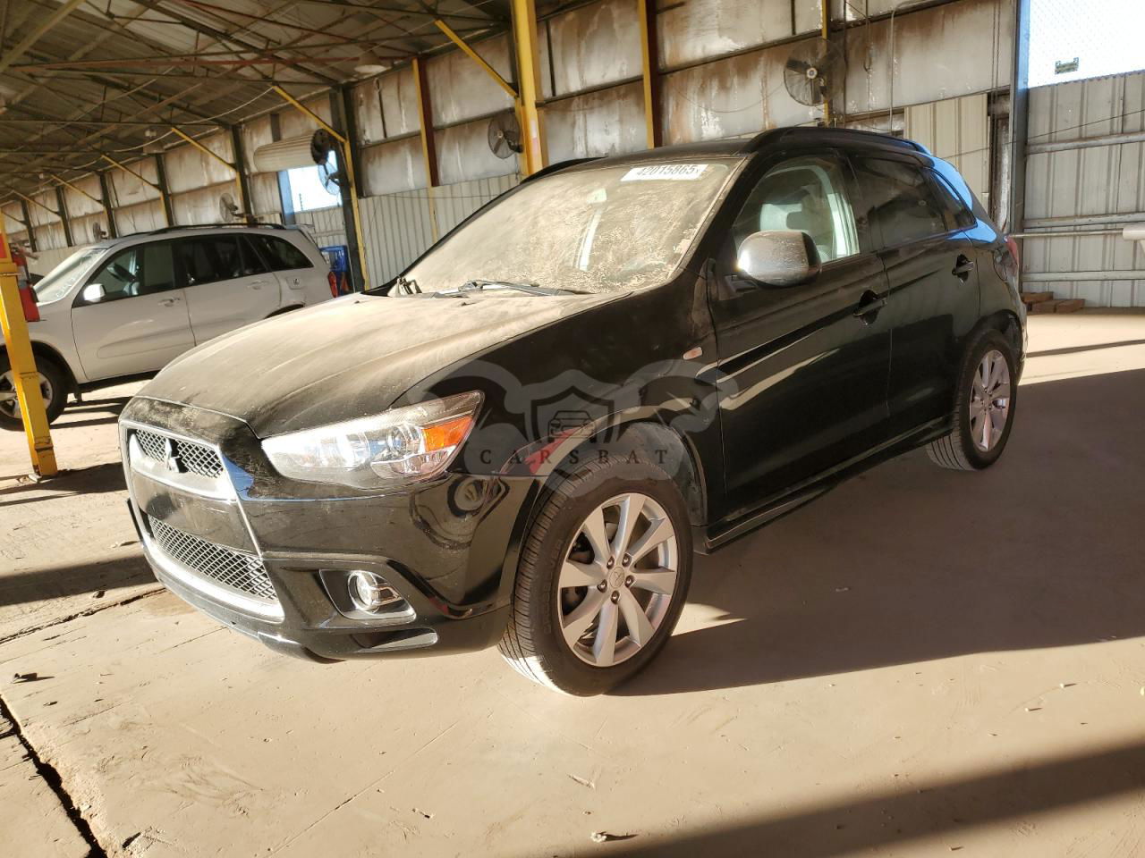 Mitsubishi Outlander SE 2.0L  4 2012