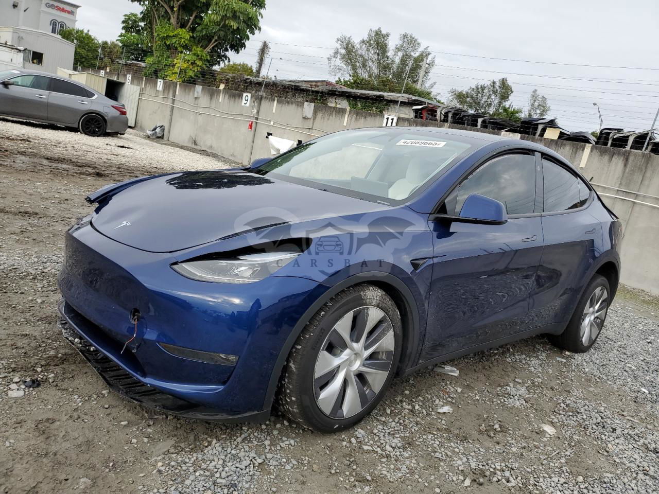 Tesla Model Y 2024