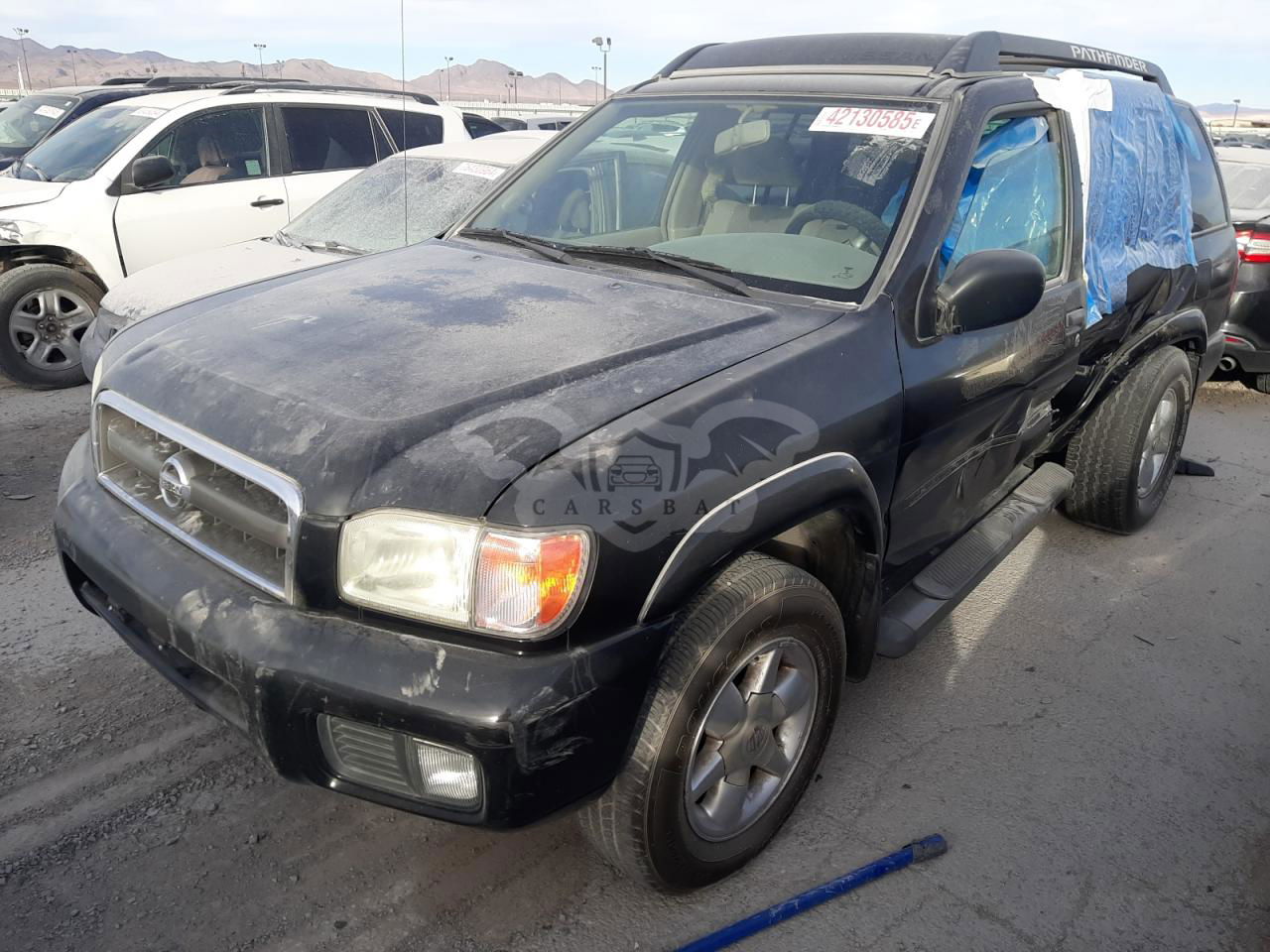 Nissan Pathfinder LE 3.5L  6 2002