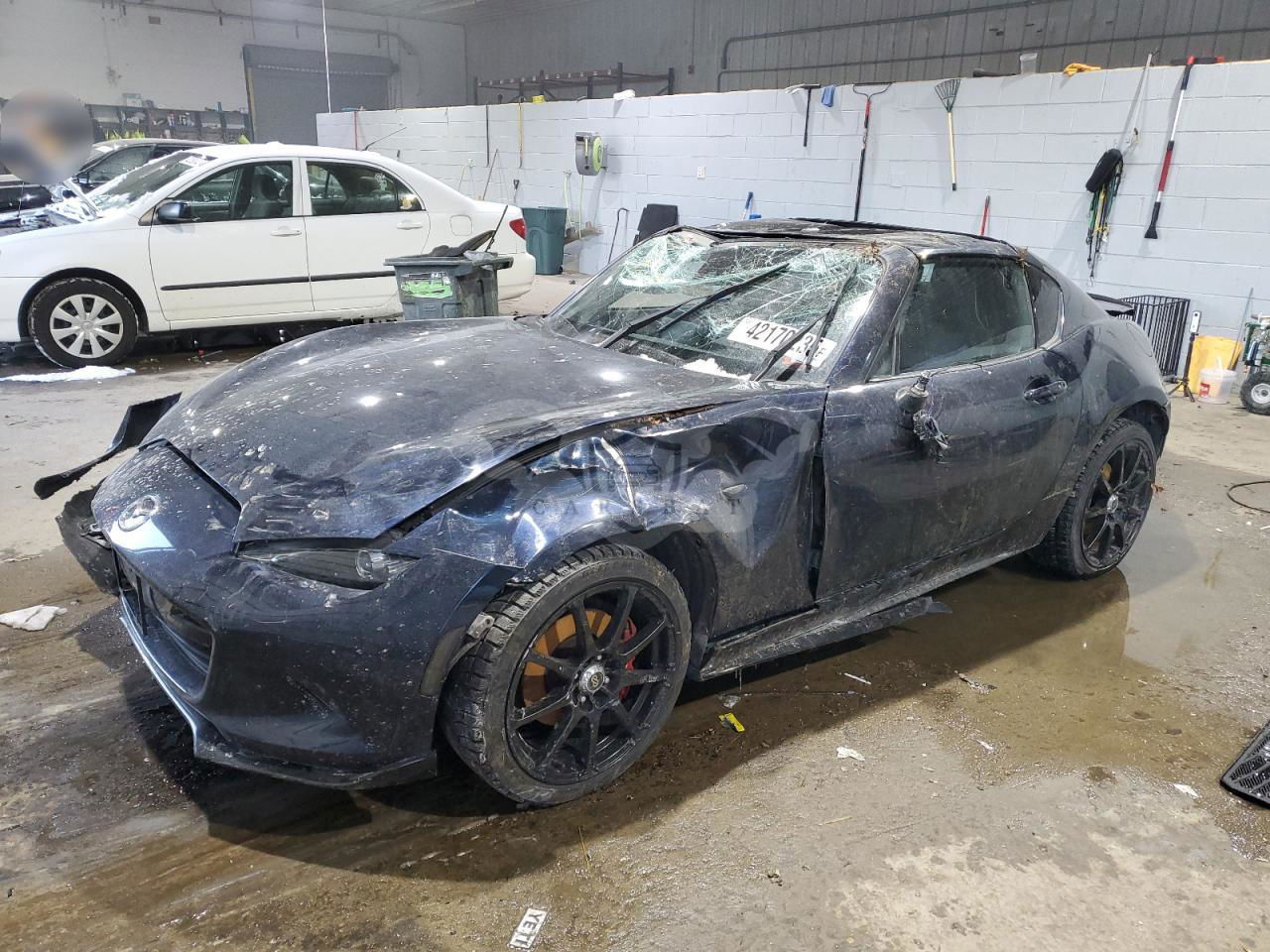 Mazda MX-5 (Miata) CLUB 2.0L  4 2023